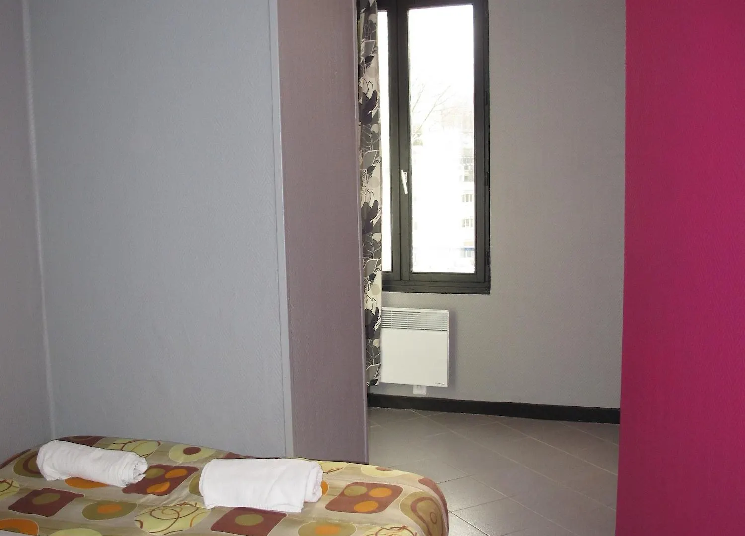 Hostel Peace & *