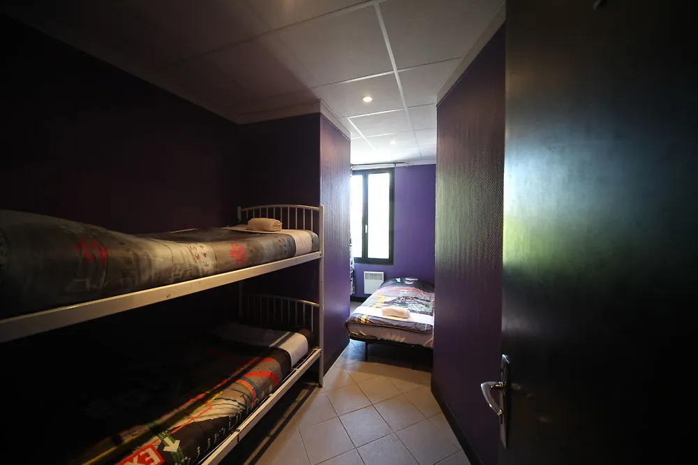 Auberge de jeunesse Peace & *